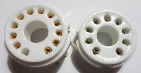 Compactron_vs_Novar_sockets.jpg
