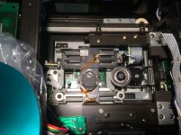 Wadia WT-2000s lasercompartment.jpg