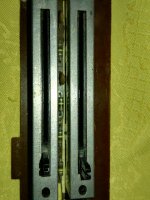 electronic components between the two tone controls sliders.jpg