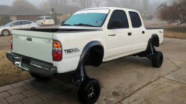 modded toyota tacoma.jpg
