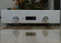 Hq9038 Tube DAC-Duelund front.jpg