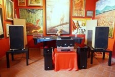 Ferretti_amp.jpg