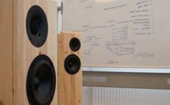 speakers.jpg