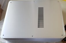 L20D_enclosure_3.jpg