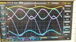 TPA3255 original amp2 400mVrms 20kHz output with ch2-ch3 math function.jpg
