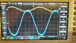 YJ_TPA3255_4ohm_7µH_1µF output filter_scope_15khz.jpg