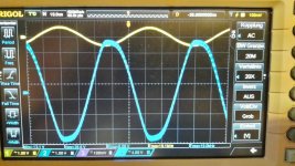 YJ_TPA3255_4ohm_7µH_1µF output filter_scope_19khz.jpg