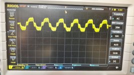 PSU 1_ripple 8 Ohms load.jpg