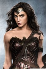 gal-gadot-wonder-woman-wallpaper-23.jpg