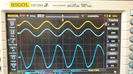 TPA3255_17khz_sinus strange.jpg