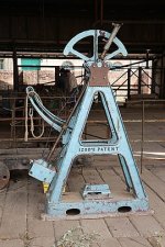 270px-Blists_Hill_Victorian_Town_-_Izod_impact_tester_%28geograph_5508952%29.jpg