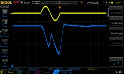 LRS150-24_40hz_4Routput_1Cycle_200msperiode_1300mVrms input burst_originamp_2x1000uF_2.jpg