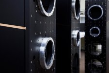 201206_q7_closeup2.jpg