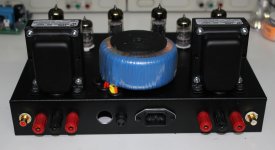 Ampli Baby Huey EL84 arrière.JPG