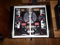 200w amp pogled u utrobu.jpg