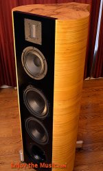 Vapor_Audio_Derecho_front_diag_large.jpg