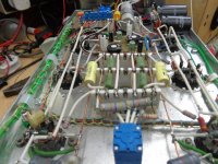 Amp chassis, balance pot in foreground.JPG