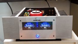 amp1.jpg