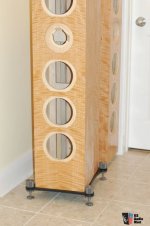 688690-elsinore_multiway_speakers_850.jpg