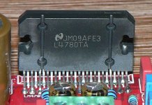 LM4780chip_front.jpg