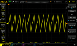 LatFETamp_2019_08_15_osc_200MHz_Re_100R_39p_3n3.png