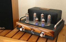valve amp small.jpg