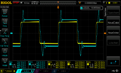400mVrms in square 20khz_220nF.png