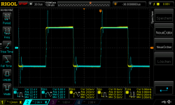 200mVrms square in 10kHz at 8R + 440nF cap.png