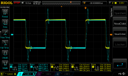 200mVrms square in 20kHz at 8R + 440nF cap.png