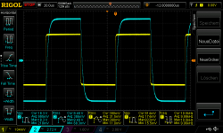 400mVrms in square 10khz_440nF_R channel 100pF feedback.png