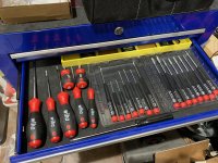 Messy-bench-2.jpg