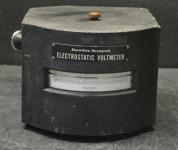 Electrostatic voltmeter 2.PNG