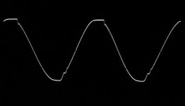 TDA2050_20KHz_Clip36Vpp_4Ohm.jpg