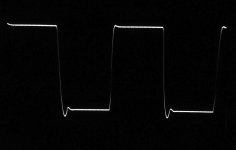 TDA2050_3x_390R_20KHz_20Vpp_4OhmSQ.jpg