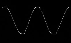 TDA7293_5x_20KHz_Clip43Vpp_4Ohm_560R.jpg