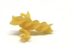 800px-Fusilli.png