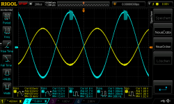 inverted amp 25V supply 8,2Rload_680mVrms in oscillating about 22,56Watt.png