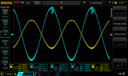 inverted amp 25V supply 8,2R_720mVrms in about 23,5Watt oscillating.png