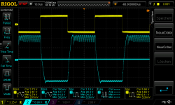 inverted amp Gain 6 22V supply 4,459Rload_440nFcap_2,7Vrms in 20khz start oscillating + current .png