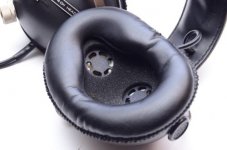 Pioneer Q404 2.jpg