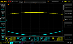 inverted amp 22V supply 4,459R_350mVrms in oscillating start at negative rail_2.png