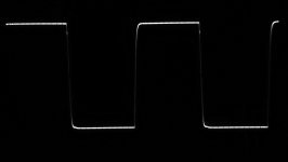 LM1875Gen_20KHz_20Vpp_3x_470R_8Ohm.jpg