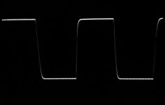 TDA7265_20KHz_20Vpp_4Ohm_5x_1K2.jpg