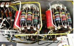 7C bass tonepots.jpg