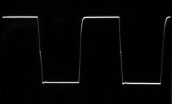 OPA549_20KHz_20Vpp_8Ohm_2.7x.jpg