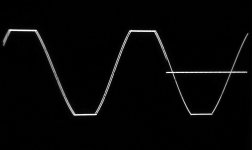 OPA549_1KHz_CurClip36Vpp_2Ohm_2.7x.jpg