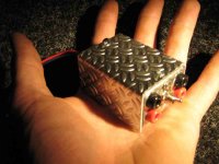 amp32ophand.jpg