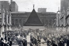 WE Horns at the End of WWI Parade NYC,1919.jpg