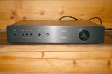 Fidelity integr. Amp Granat Front-I.jpg