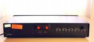 Fidelity integr. Amp Granat Rear.jpg